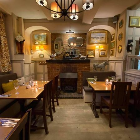 The Bull Hotel Stony Stratford Esterno foto