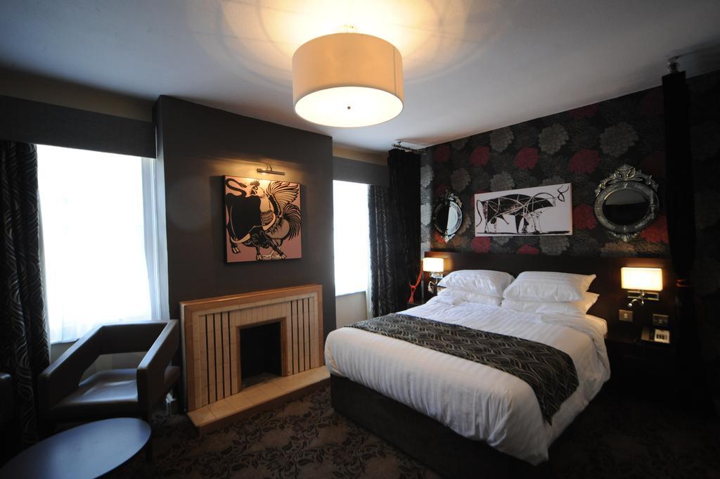 The Bull Hotel Stony Stratford Esterno foto