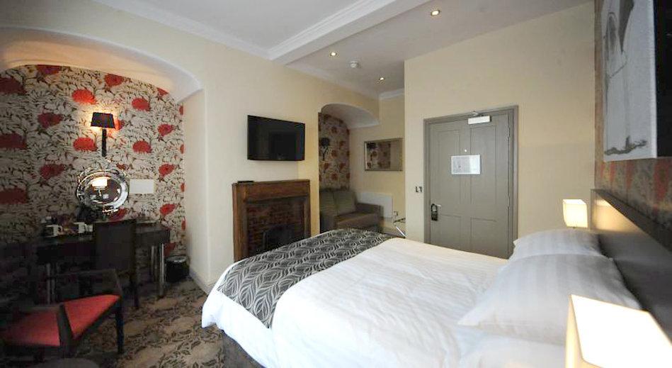 The Bull Hotel Stony Stratford Esterno foto