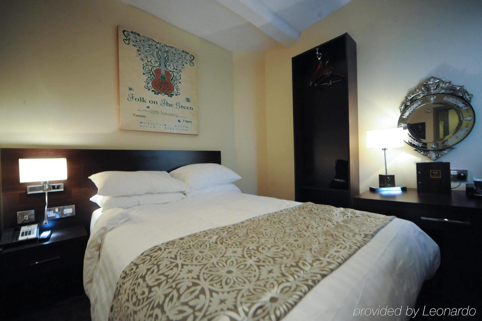 The Bull Hotel Stony Stratford Esterno foto