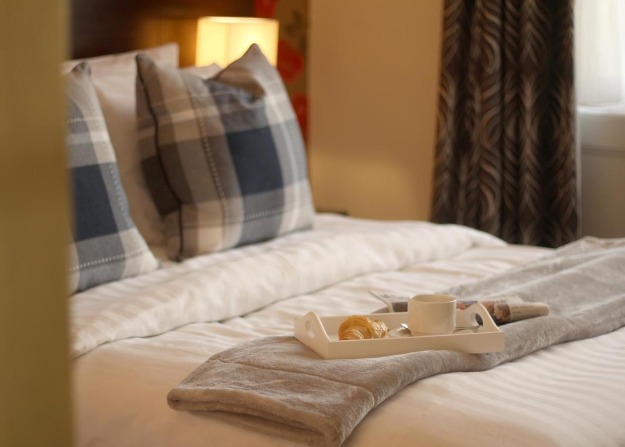 The Bull Hotel Stony Stratford Esterno foto